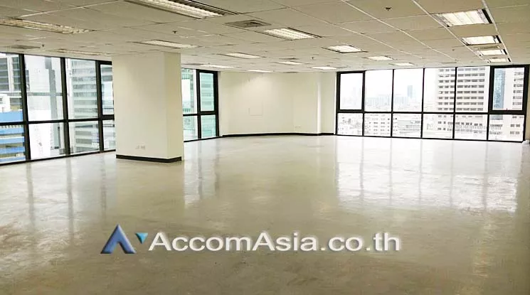 unit Office space For Rent in Silom, Bangkok  near BTS Surasak (AA14644)